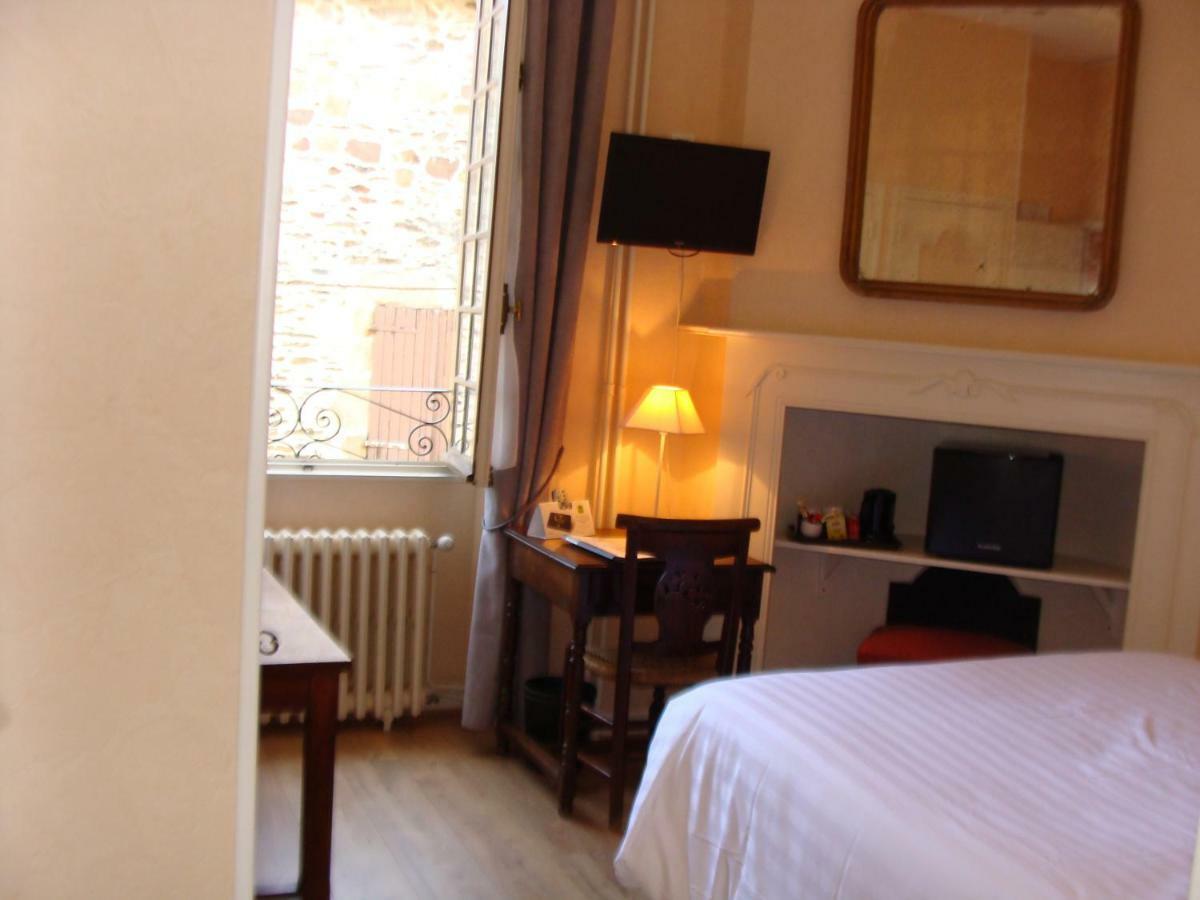 Hotel Logis La Gamade Donzenac Zewnętrze zdjęcie