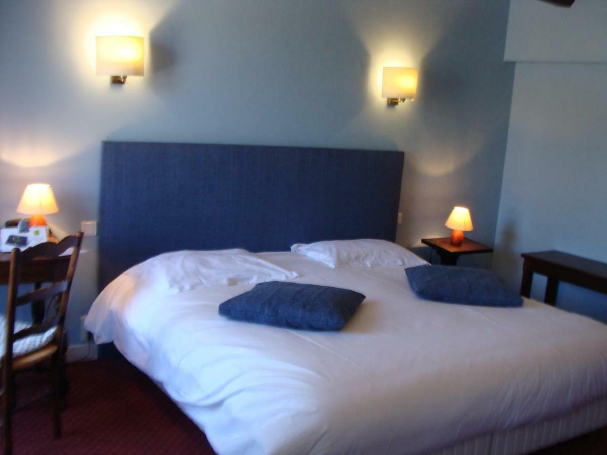 Hotel Logis La Gamade Donzenac Zewnętrze zdjęcie